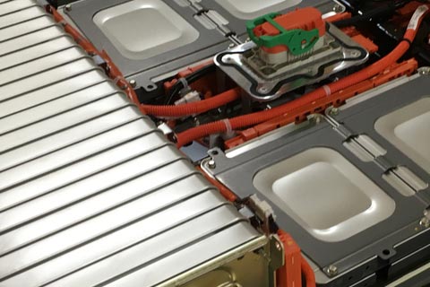 定远二龙回族乡废铅酸电池回收价格✔收废弃叉车蓄电池✔锂电池回收价格表